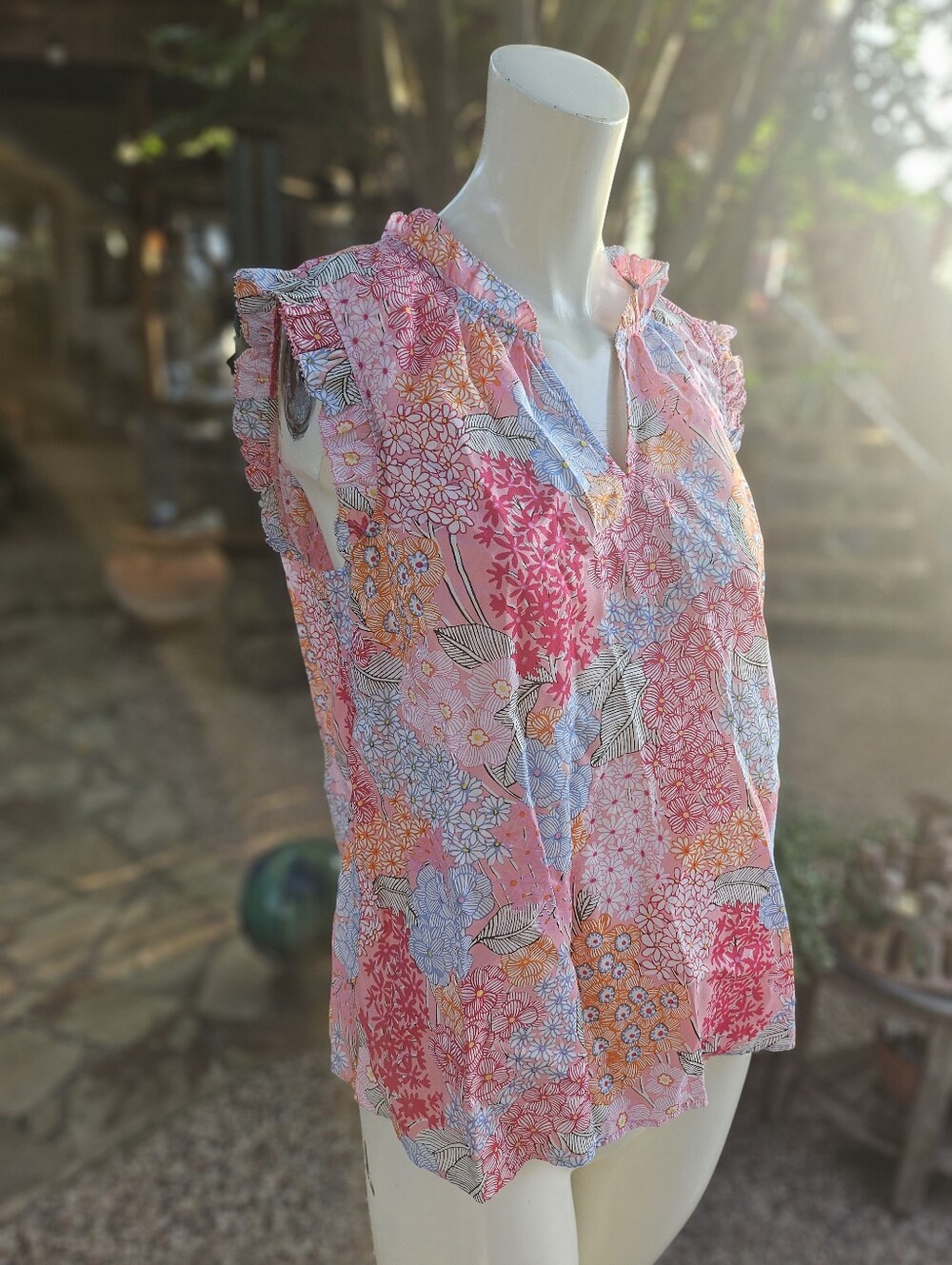 Talbots Floral Pink Colorful Sleeveless Women’s Cotton Blouse Top Size MP - Picture 4 of 9
